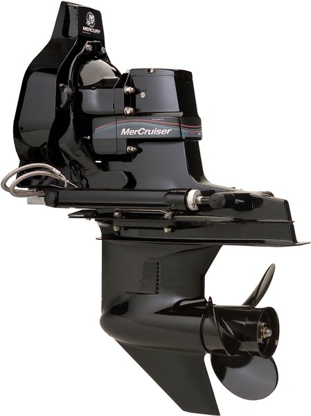 the Alpha One’s efficient hydrodynamic profile produces very little drag, which means better boat performance and fuel economy